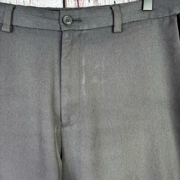 Haggar Men’s Gray Slacks Pants Size 32X32 (Inseam measures 31”) Straight Leg - Picture 2 of 15